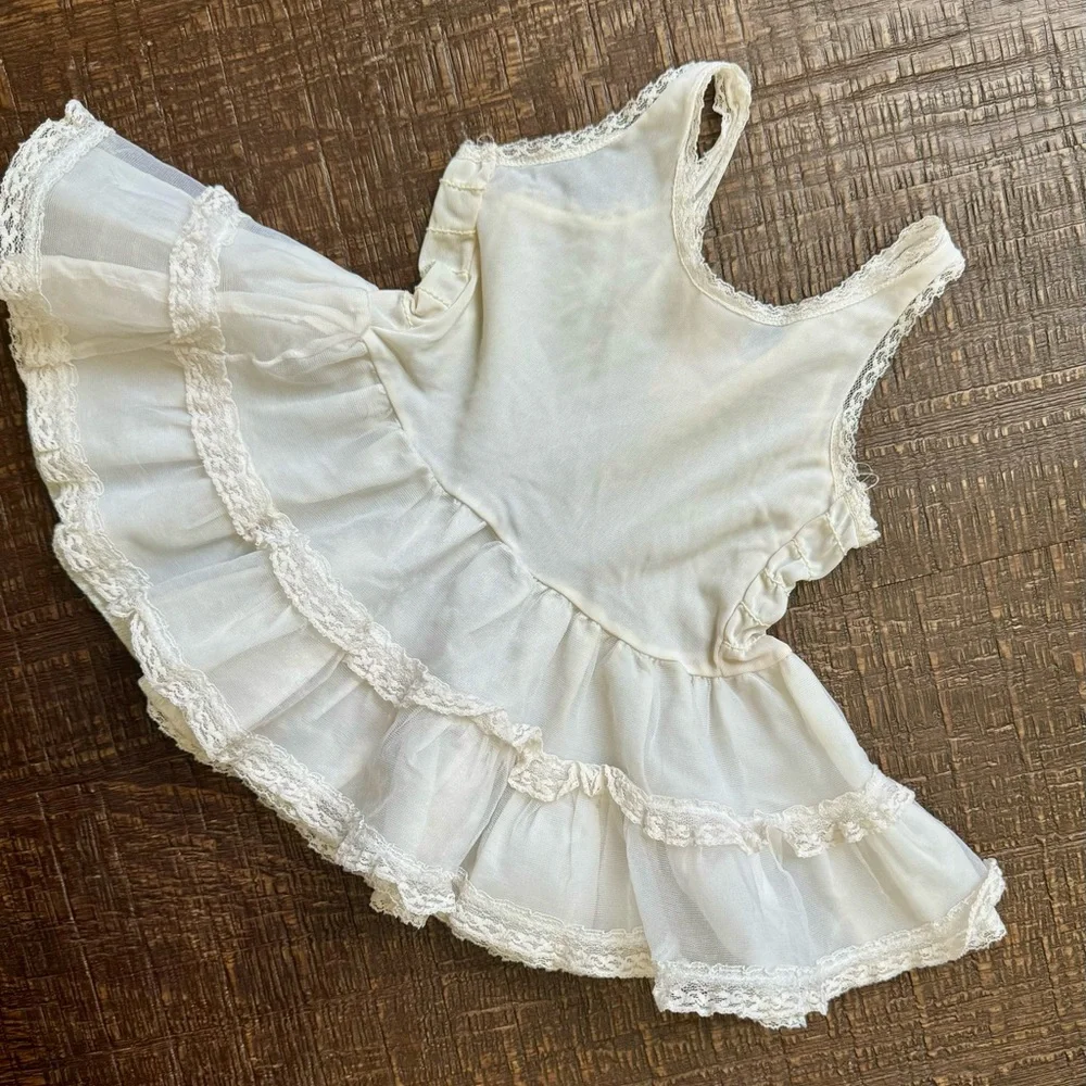 ME Vintage little‎ girls size 2T white petticoat slip / dress petit flower 1970s